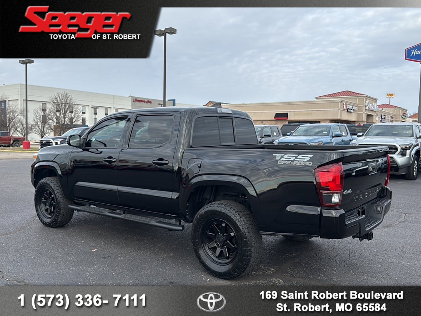 2023 Toyota Tacoma SR V6