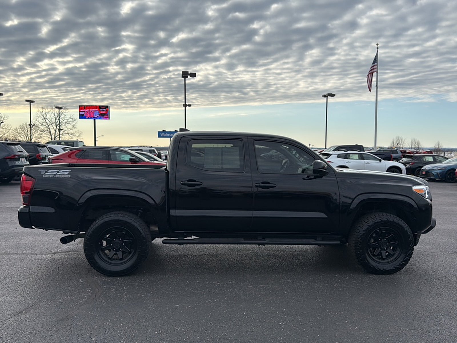 2023 Toyota Tacoma SR V6