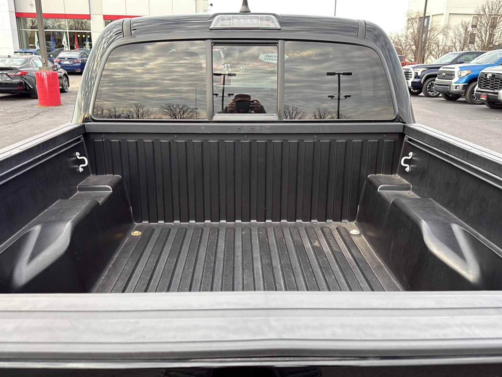 2023 Toyota Tacoma SR V6