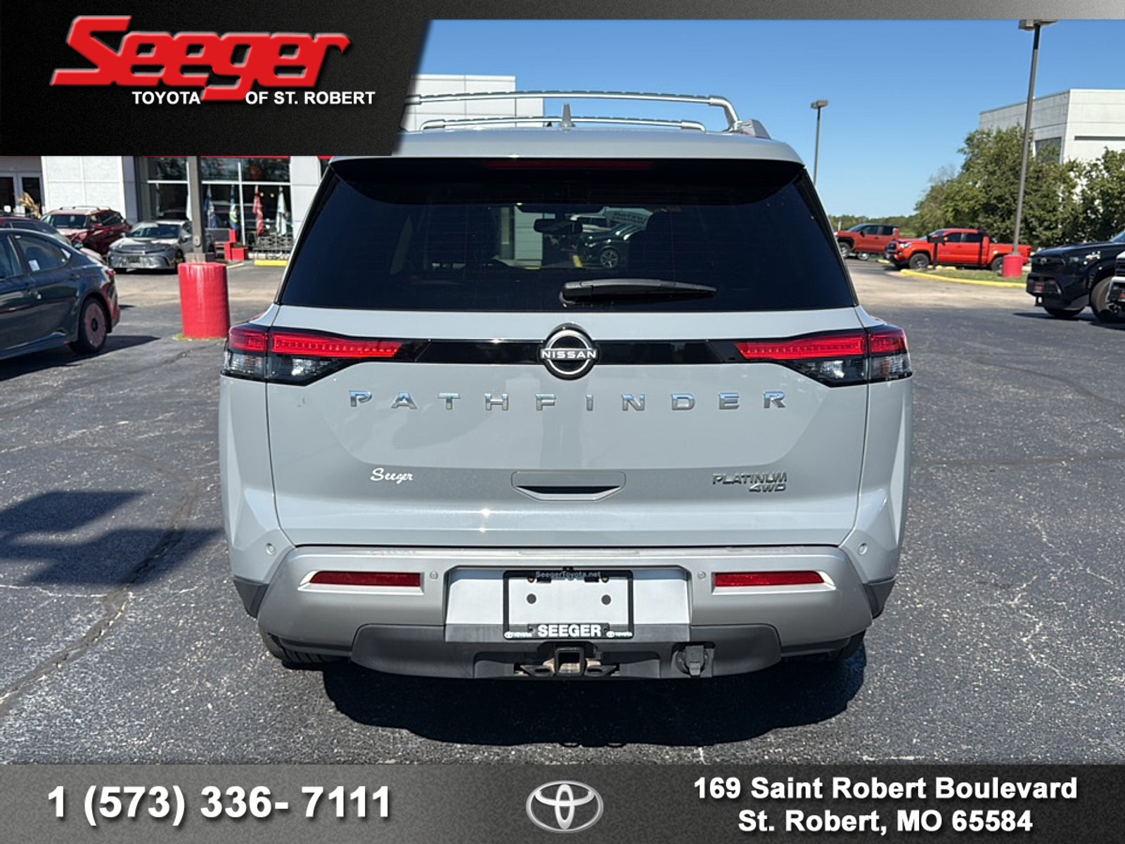 2022 Nissan Pathfinder Platinum