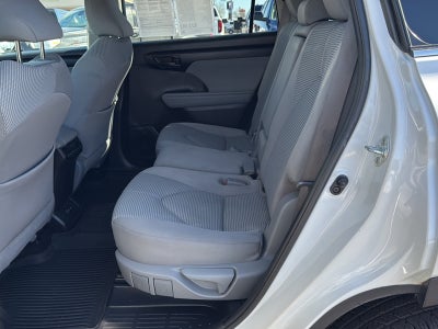 2020 Toyota Highlander LE