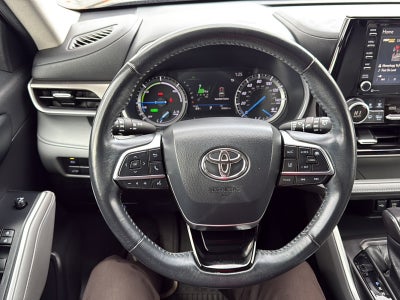 2020 Toyota Highlander Hybrid XLE