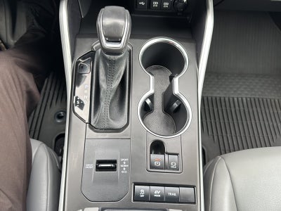 2020 Toyota Highlander Hybrid XLE