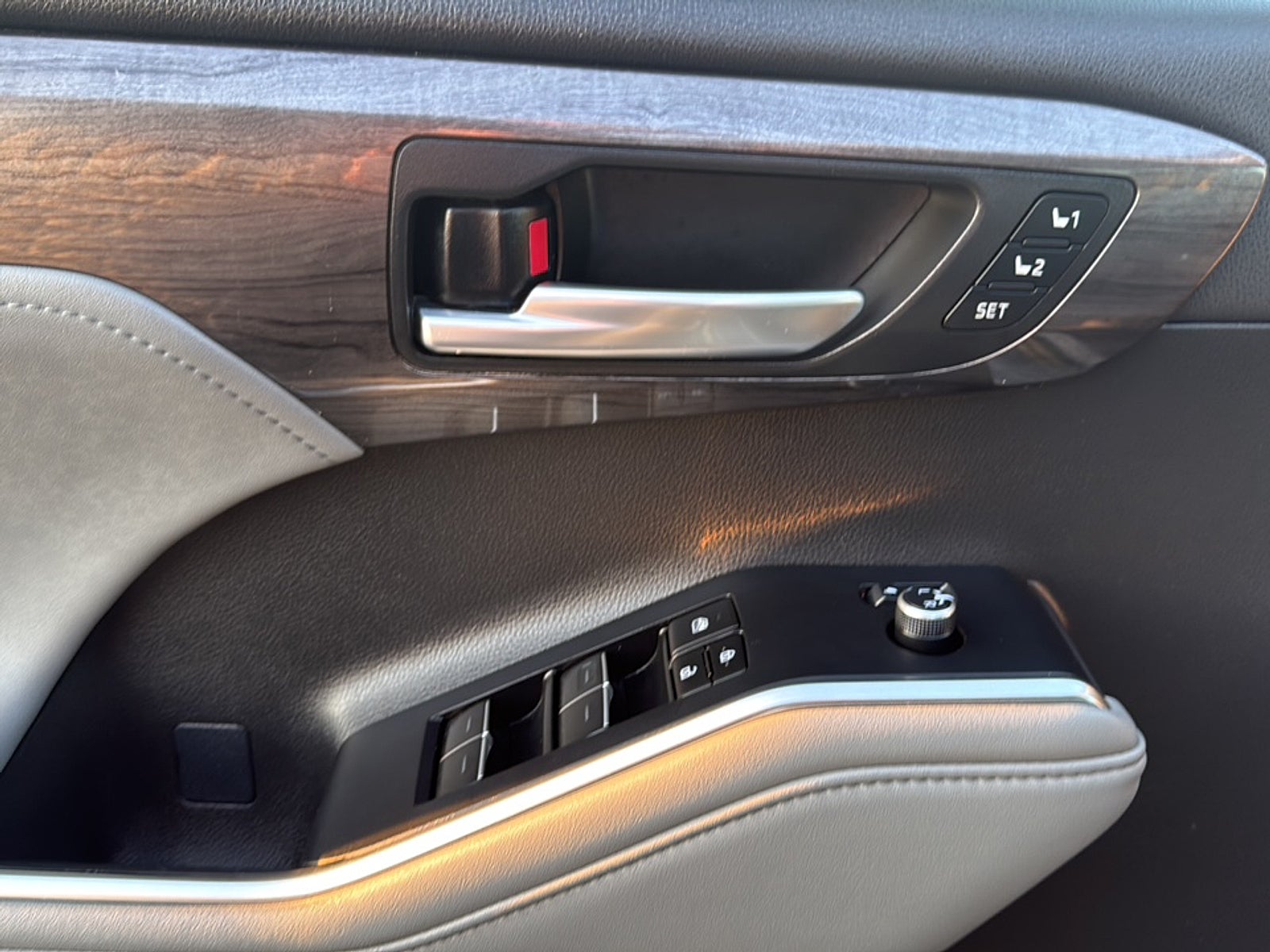 2024 Toyota Highlander Hybrid Limited