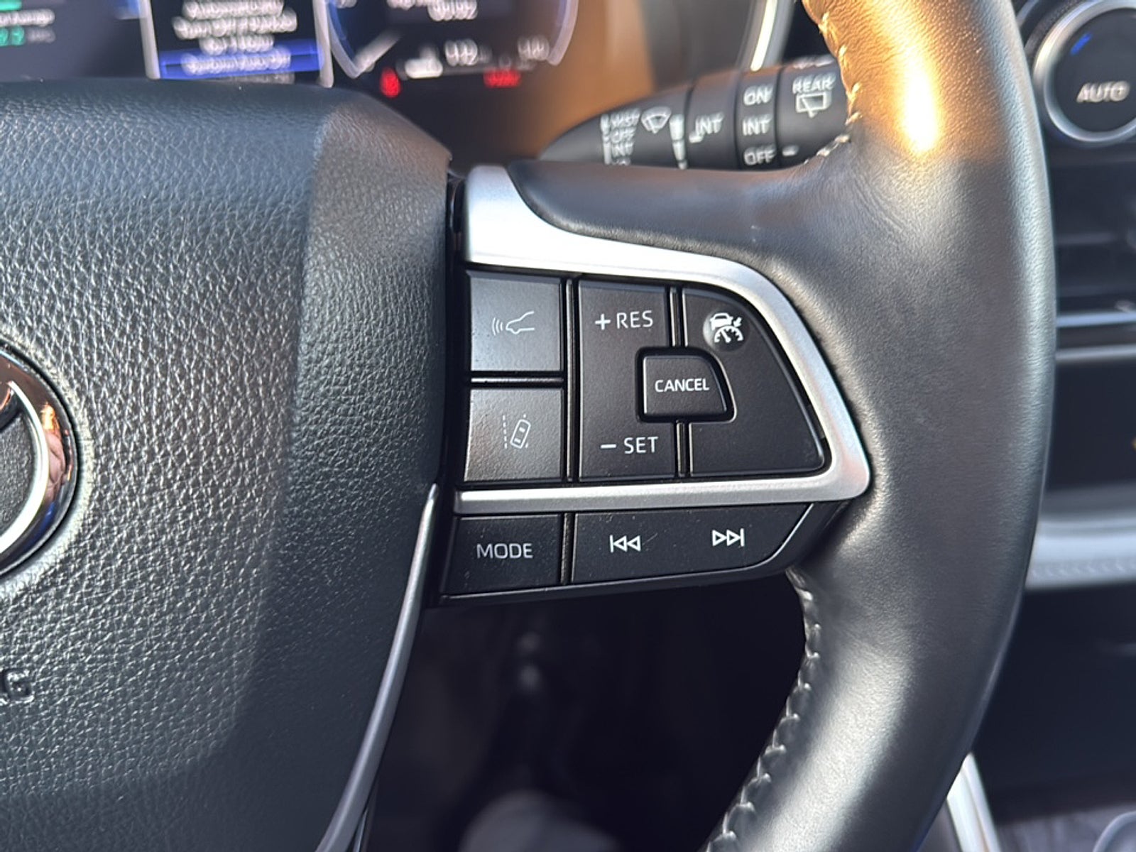 2024 Toyota Highlander Hybrid Limited