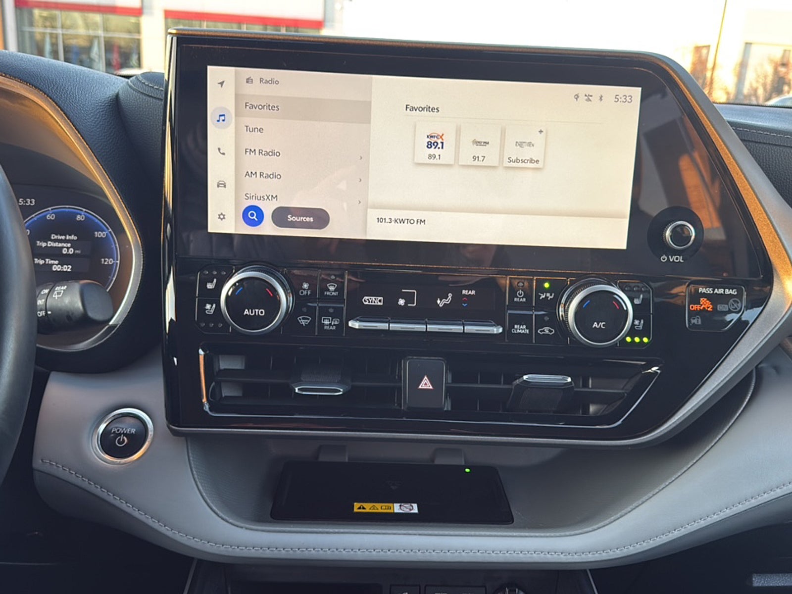 2024 Toyota Highlander Hybrid Limited