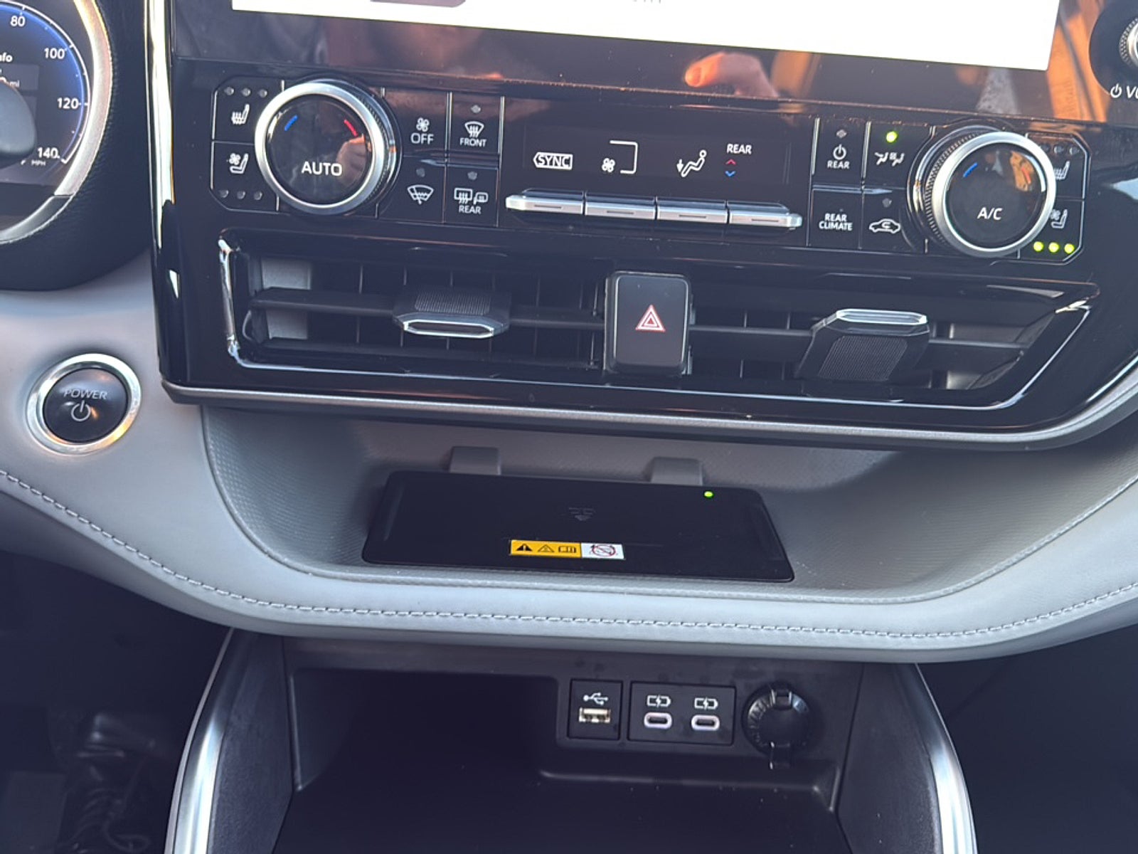 2024 Toyota Highlander Hybrid Limited