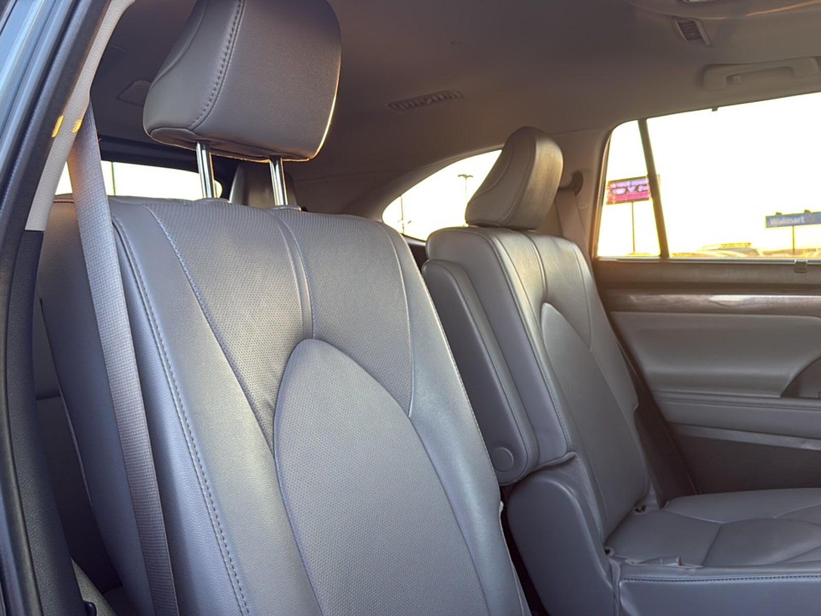 2024 Toyota Highlander Hybrid Limited