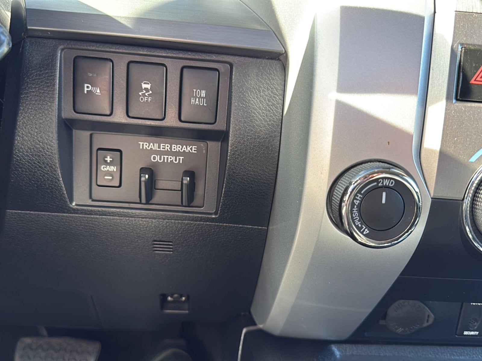 2018 Toyota Tundra Platinum 5.7L V8
