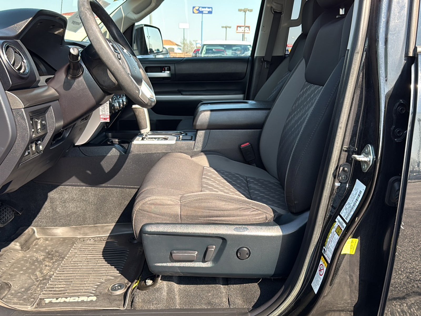 2018 Toyota Tundra SR5 5.7L V8