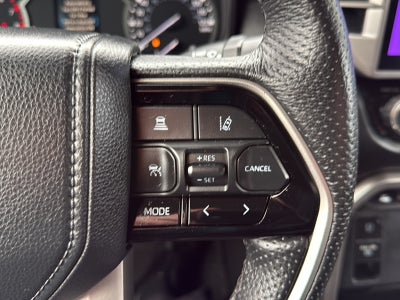 2022 Toyota Tundra 4WD SR5