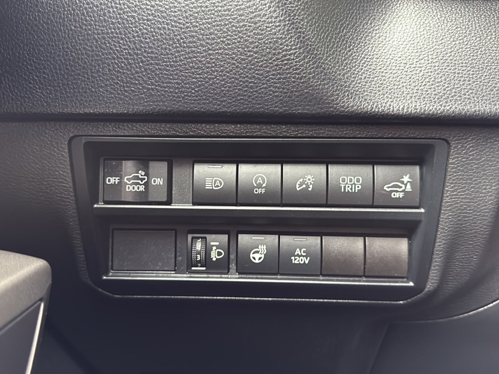 2022 Toyota Tundra 4WD SR5