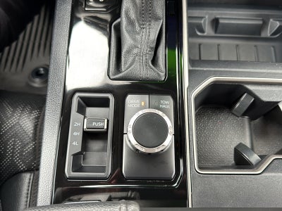 2022 Toyota Tundra 4WD SR5