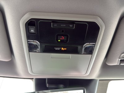 2022 Toyota Tundra 4WD SR5