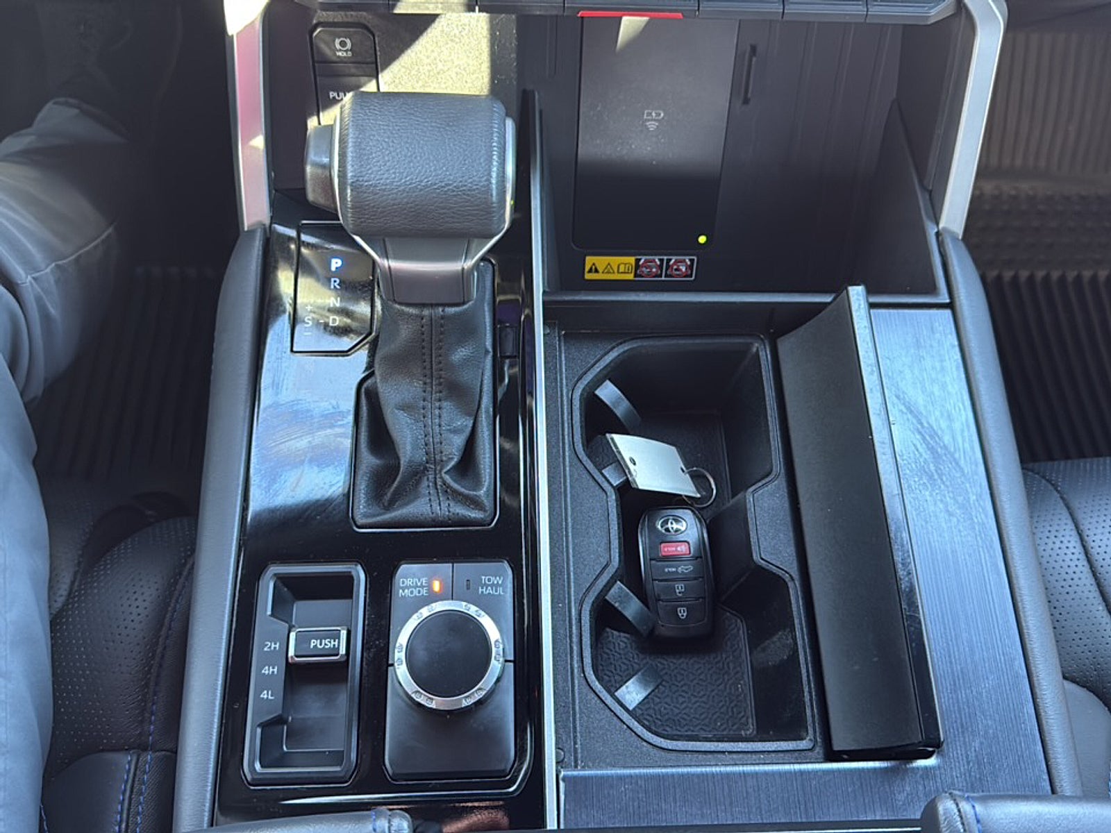 2025 Toyota Tundra 4WD Platinum