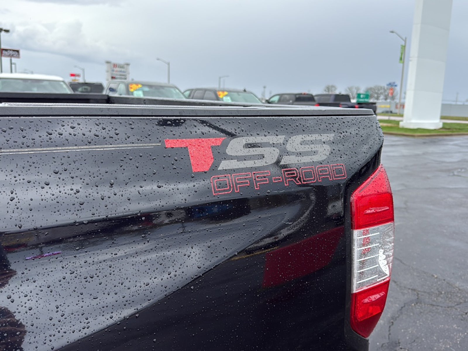 2016 Toyota Tundra SR5 5.7L V8