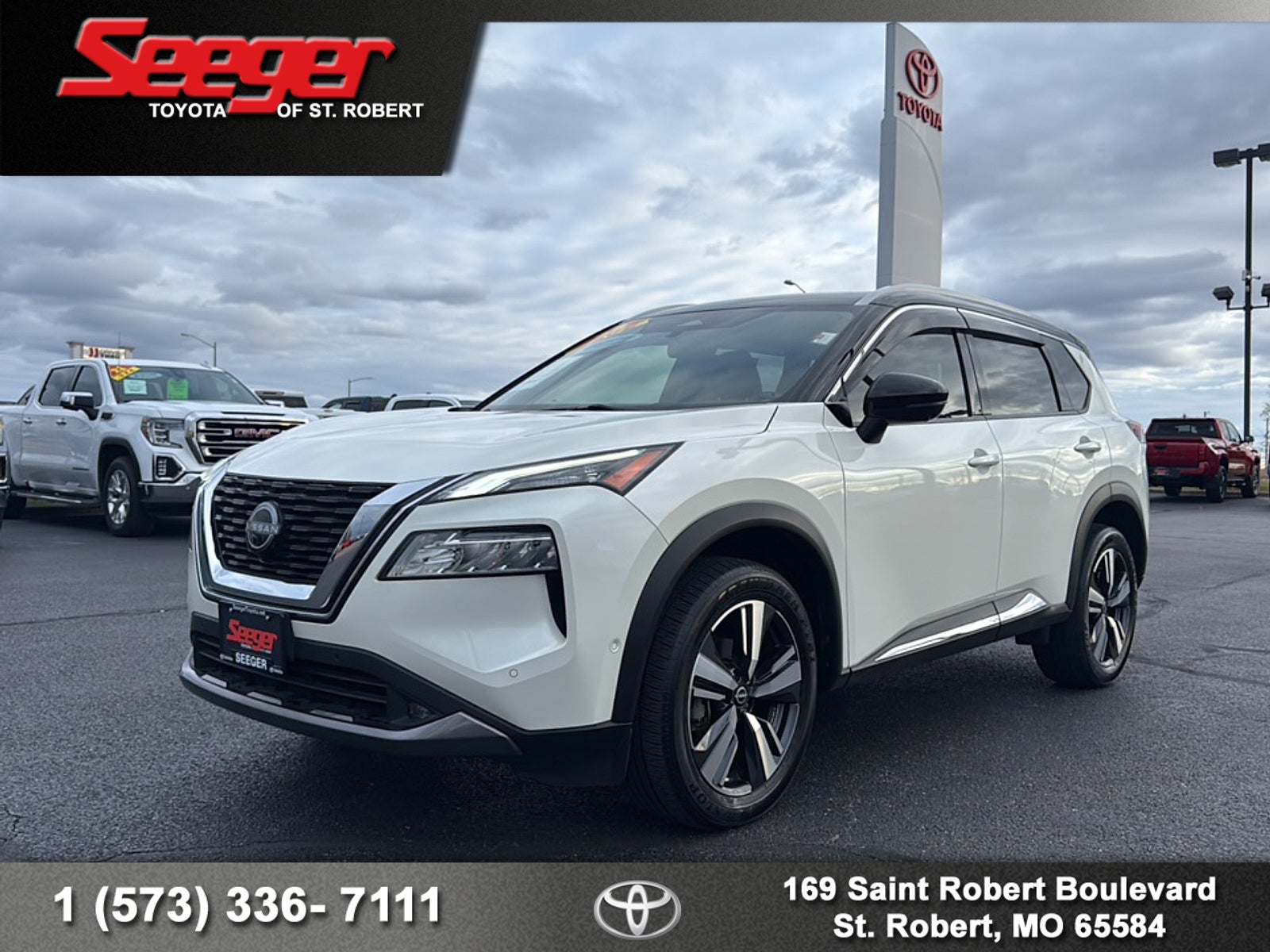 2022 Nissan Rogue SL