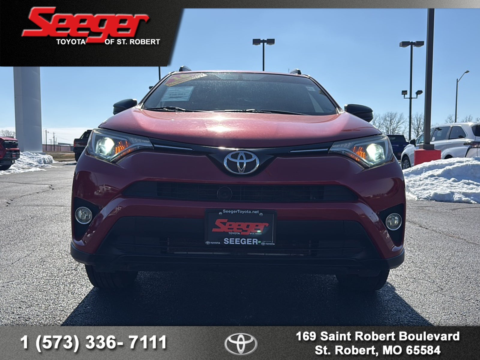 Used 2016 Toyota RAV4 LE with VIN JTMBFREV4GJ051098 for sale in Saint Robert, MO
