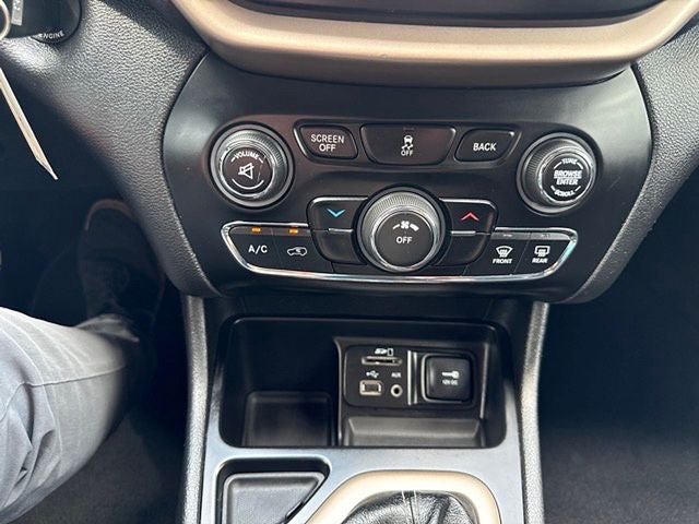 2017 Jeep Cherokee Latitude