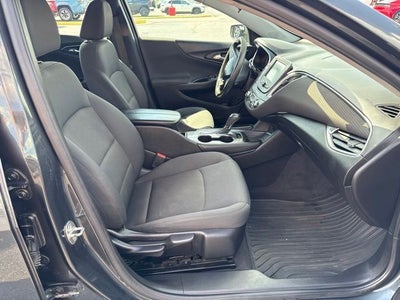 2017 Chevrolet Malibu LT 1LT