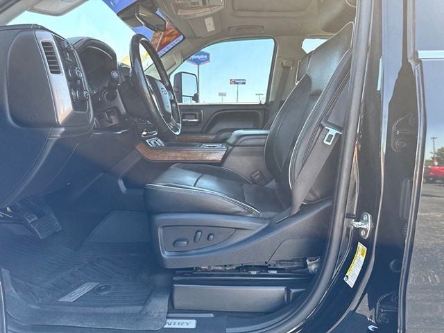 2017 Chevrolet Silverado High Country