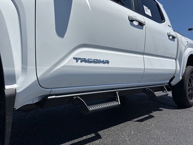 2026 Toyota Tacoma SR5 - Photo 10