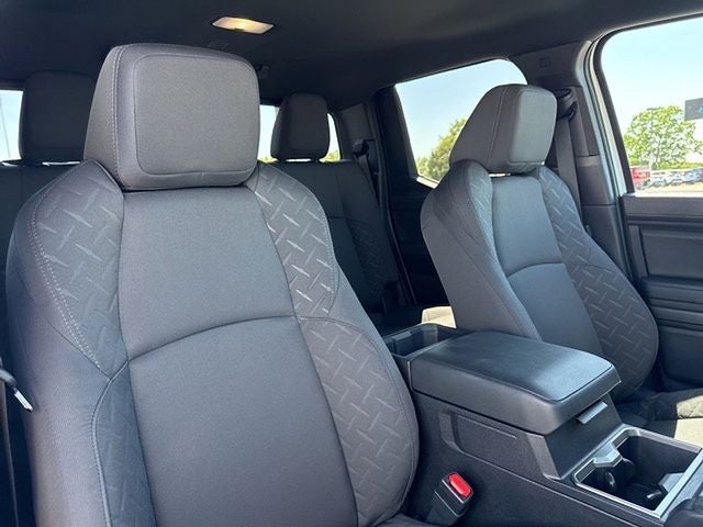 2026 Toyota Tacoma SR5 - Photo 27
