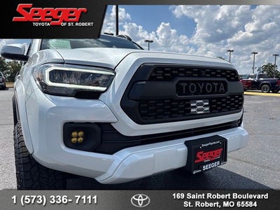 2022 Toyota Tacoma Limited V6