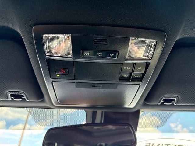 2022 Toyota Tacoma Limited V6