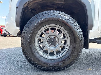 2024 Toyota Tacoma TRD Off-Road