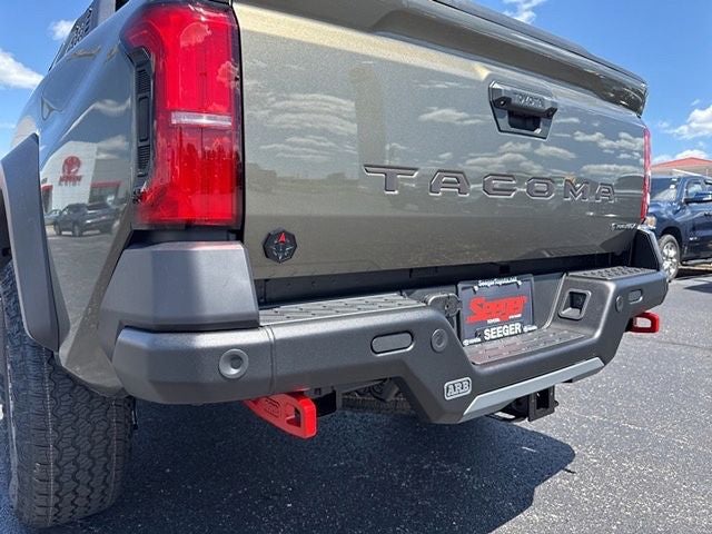 2026 Toyota Tacoma Hybrid Trailhunter