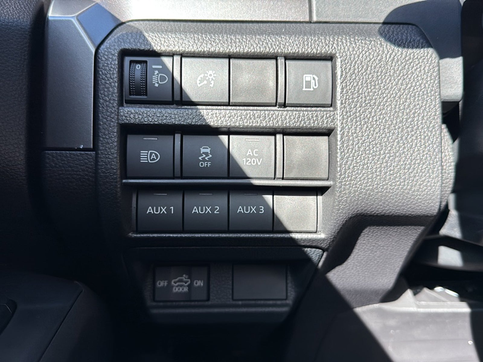 2025 Toyota Tacoma i-FORCE MAX TRD Off-Road i-FORCE MAX