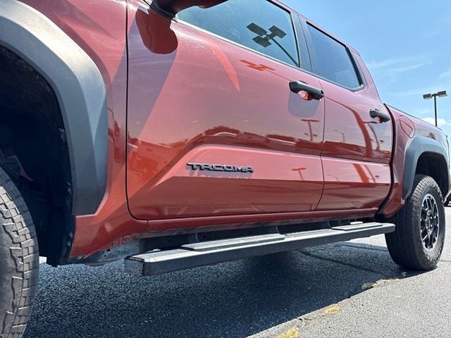 2025 Toyota Tacoma TRD Off Road - Photo 14