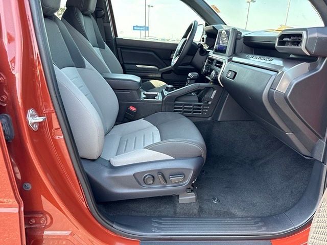 2025 Toyota Tacoma TRD Off Road - Photo 30