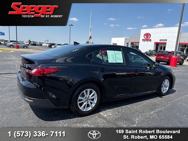 2025 Toyota Camry LE