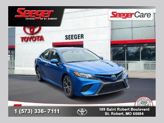 2020 Toyota Camry SE