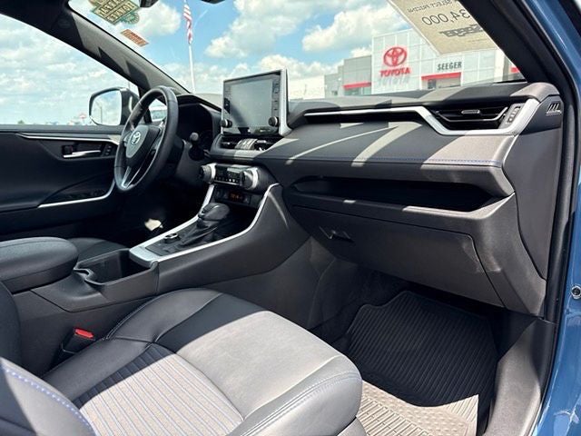 2022 Toyota RAV4 Hybrid XSE