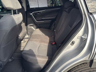 2022 Toyota RAV4 HYBRID LE