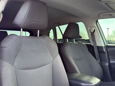 2022 Toyota RAV4 HYBRID LE