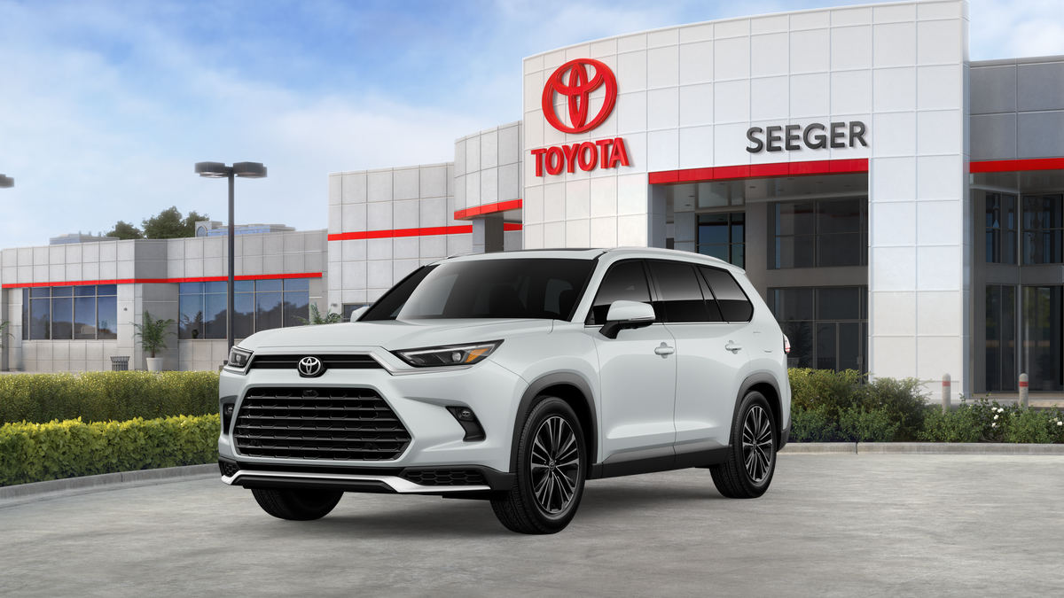 2026 Toyota Grand Highlander Hybrid MAX Platinum AWD's photo