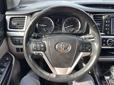2015 Toyota HIGHLANDER Limited