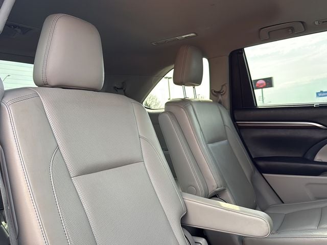 2015 Toyota HIGHLANDER Limited