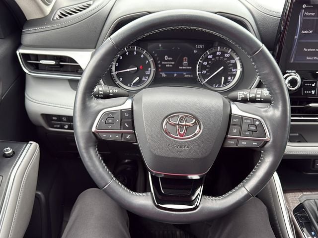 2021 Toyota HIGHLANDER Platinum