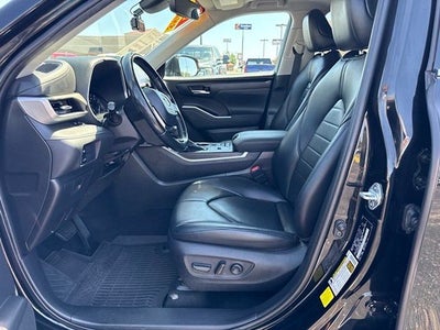 2021 Toyota HIGHLANDER XLE