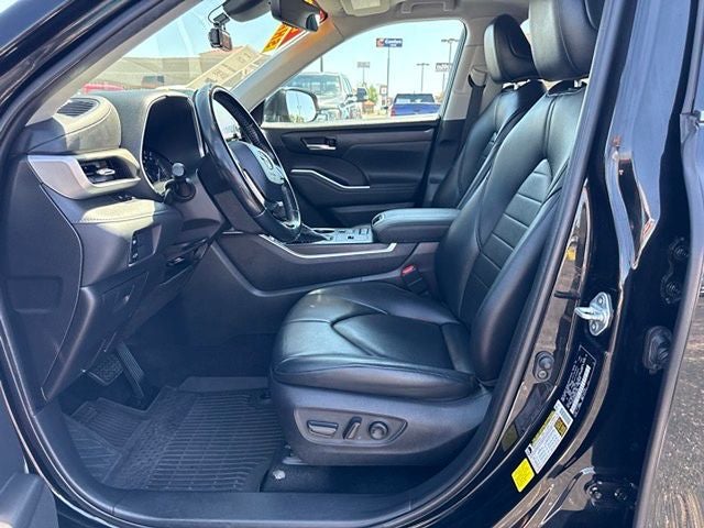 2021 Toyota HIGHLANDER XLE