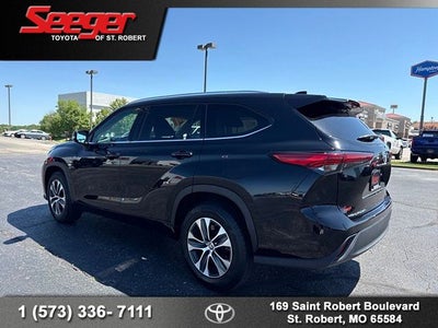 2021 Toyota HIGHLANDER XLE
