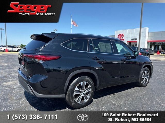 2021 Toyota HIGHLANDER XLE