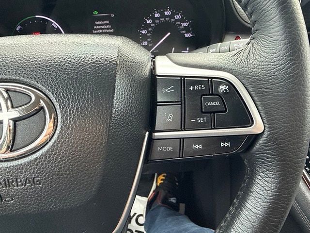 2023 Toyota Sienna XLE 7 Passenger