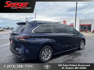 2023 Toyota Sienna XLE 7 Passenger