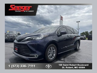 2023 Toyota Sienna XLE 7 Passenger